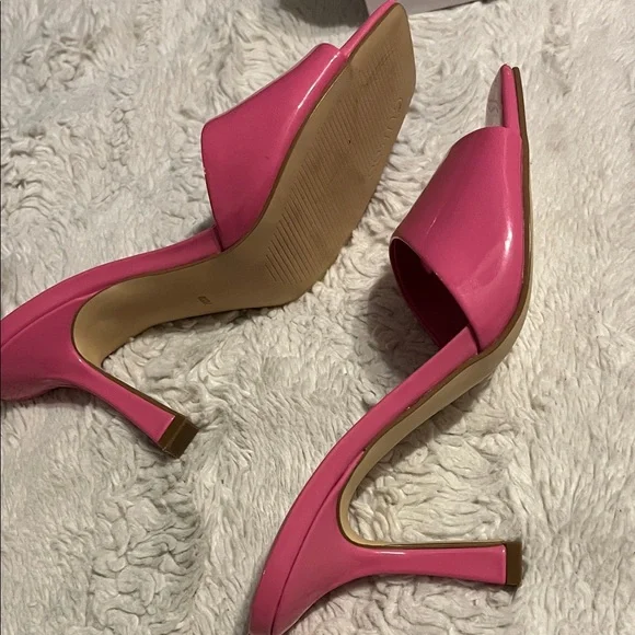 Guess Women's Vibrant Pink Heels - Picture 4 of 5